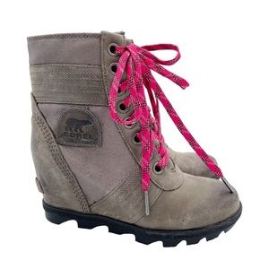 Sorel Lexie Wedge Boots Quarry Grey Fuchsia Pink Lace Up Winter Booties Size 6